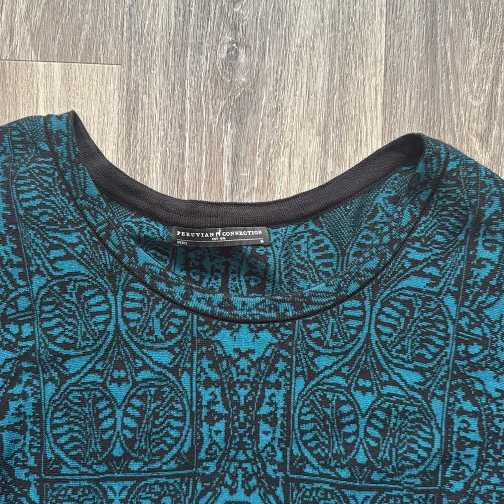 Peruvian Connection Green Sheath Dress with Dolman Sleeves - Image 6