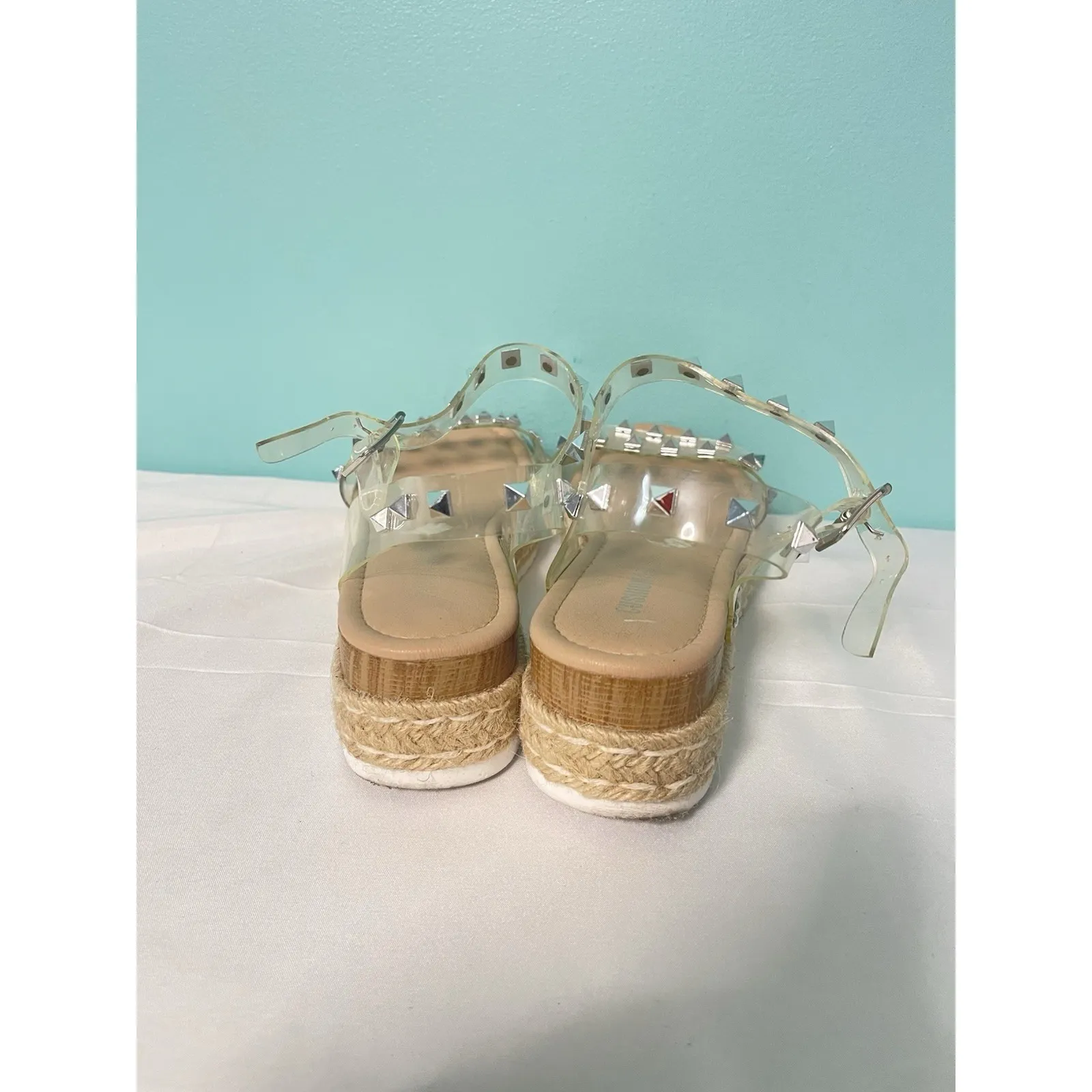 Cushionaire Sandal Womens 9M Clear Slip On Ankle Strap Toe Casual Comfort‎ bin1 Size 9 - Image 3