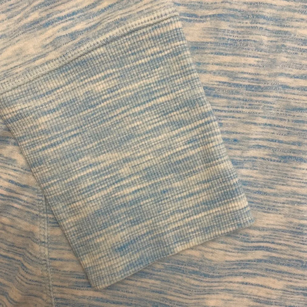 Champion long‎ sleeve Henley blue high low hem athleisure sweatshirt size Xl - Image 3