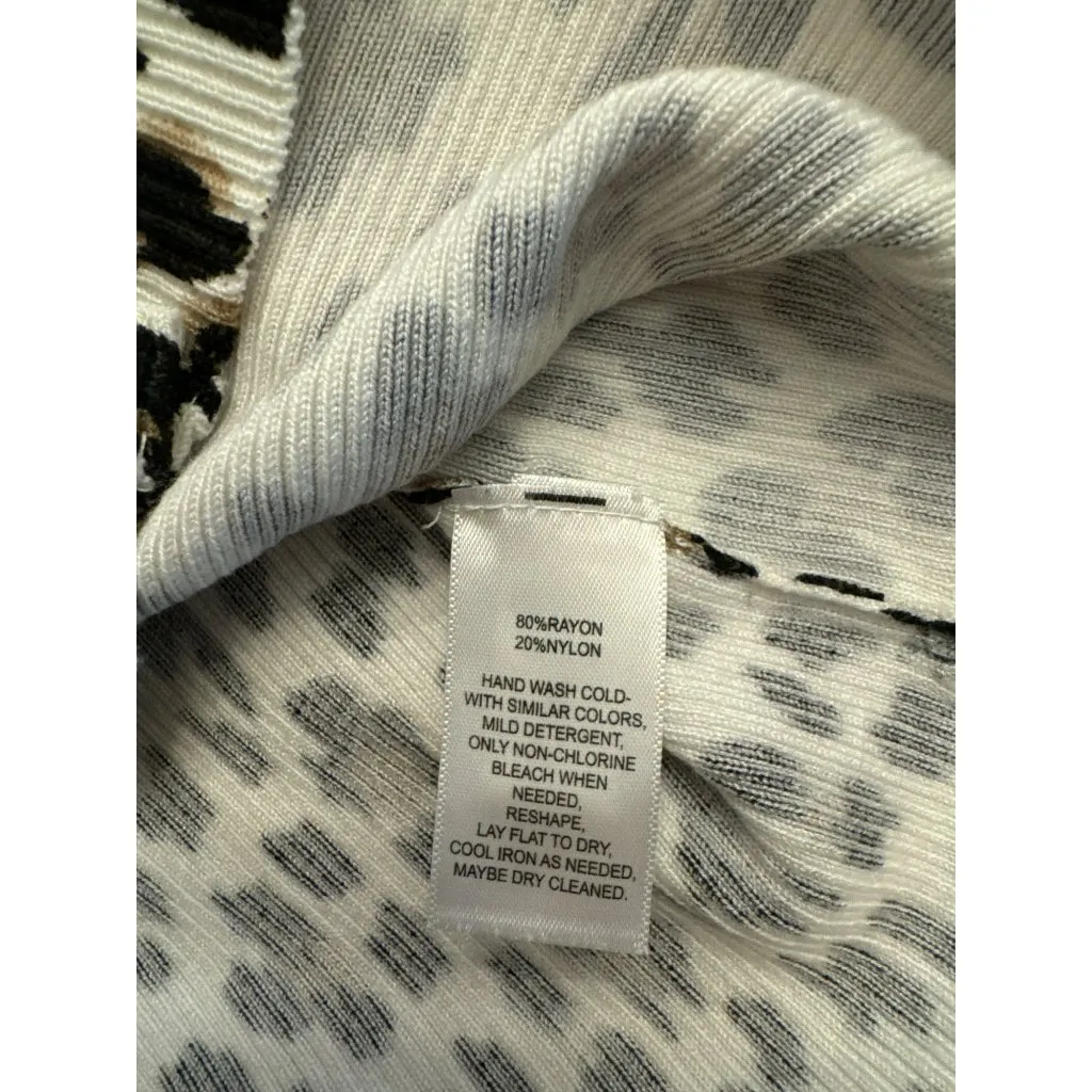 White House Black Market Leopard Cardigan Sweater Medium Women Animal 3/4 Sleeve - Image 4