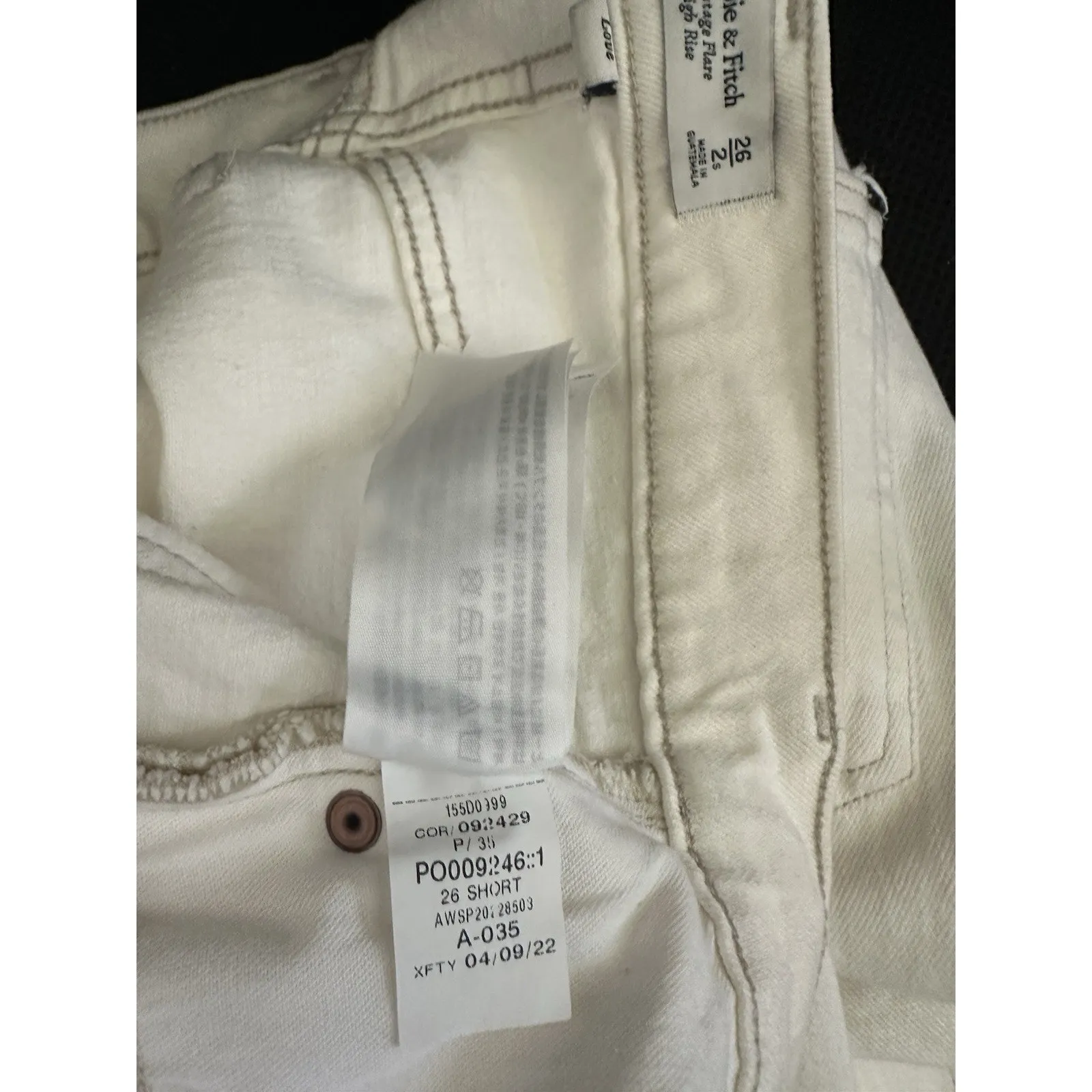 Abercrombie Fitch The 70's Vintage Flare Ultra High Rise Jeans Size 26 - Image 6