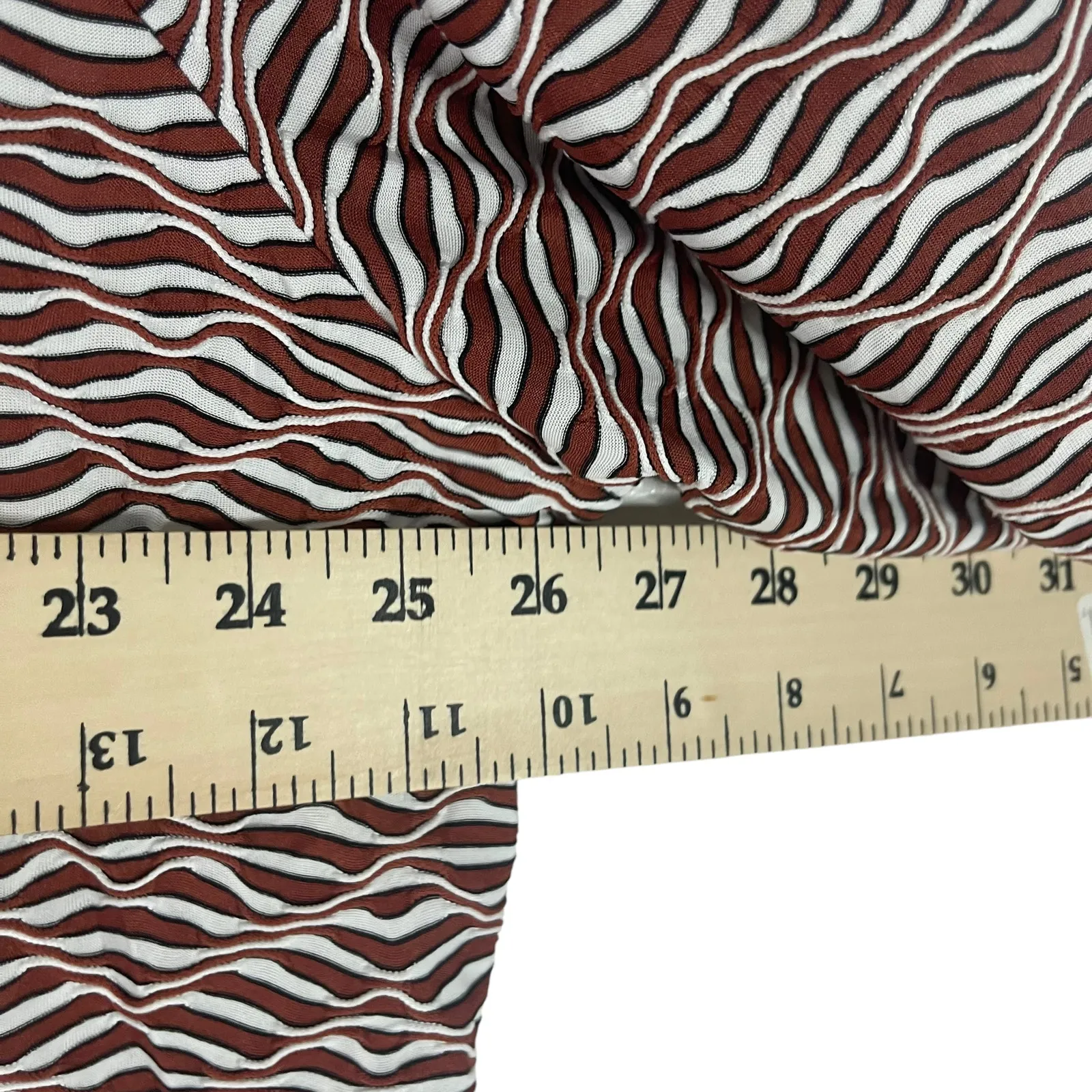 NWT Ava & Viv Women's‎ Plus Size 3X Burgundy Jacquard Long Sleeve Top - Image 9