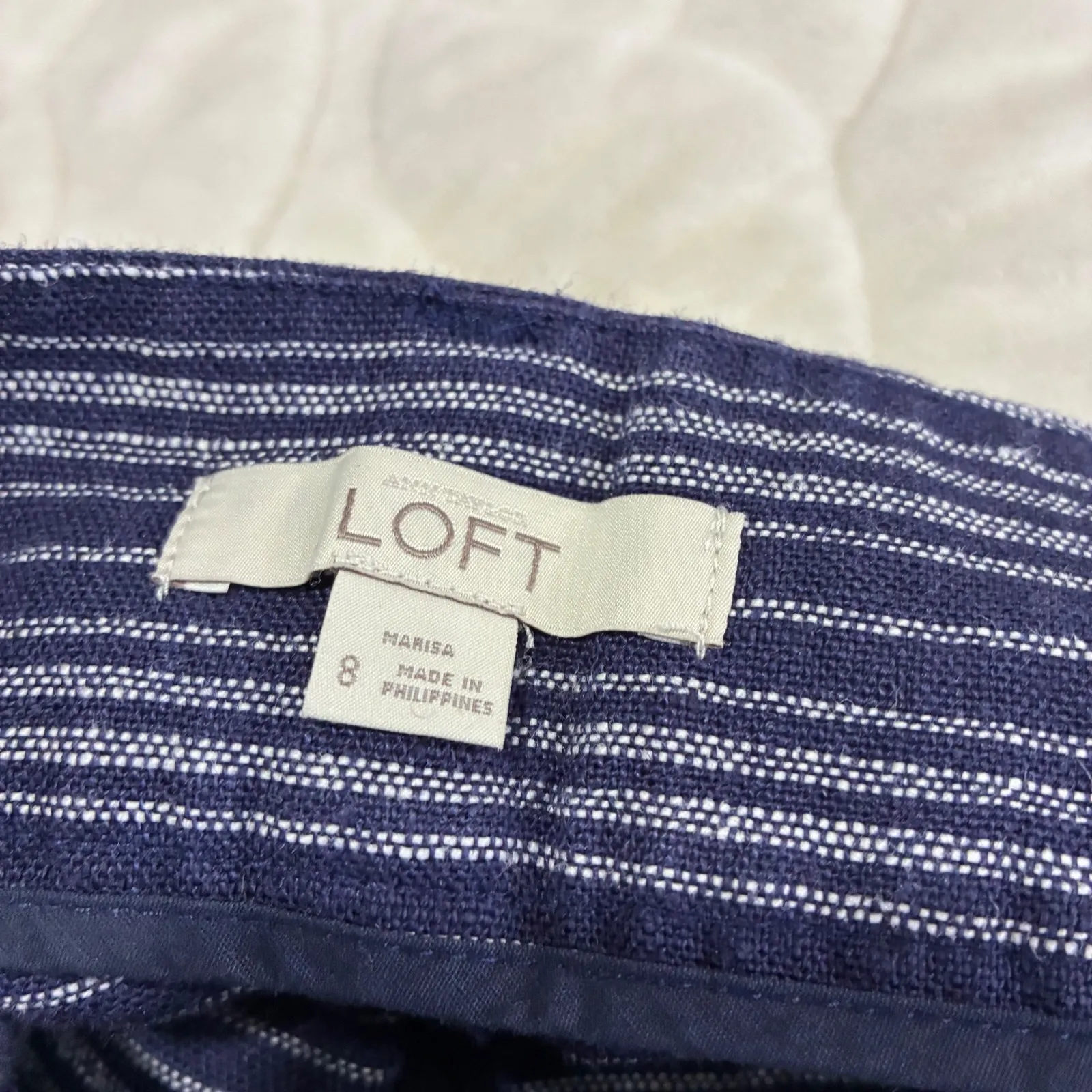 Ann Taylor LOFT‎ Women's Striped Shorts Size 8 Casual Blue White Casual Preppy - Image 3
