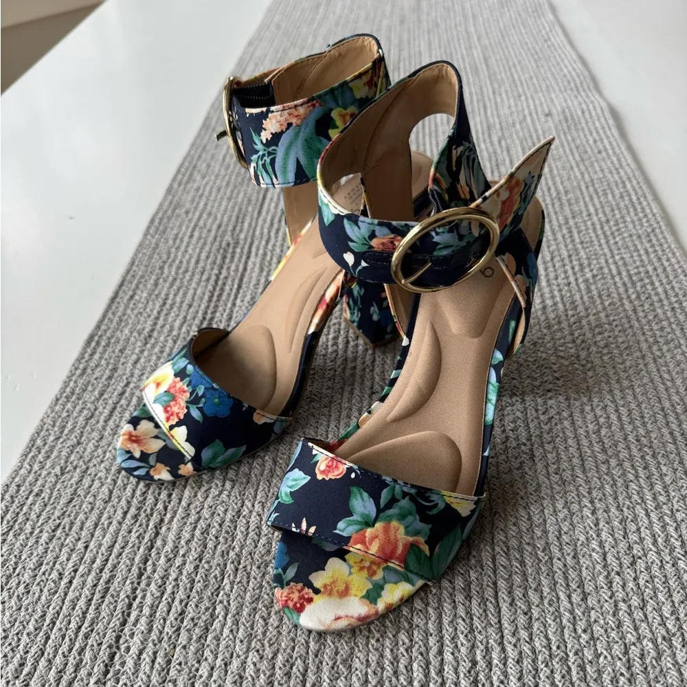 Apt. 9 Navy Blue Pink Floral Ankle Strap High Block Heel Sandals Size 7 - Image 3