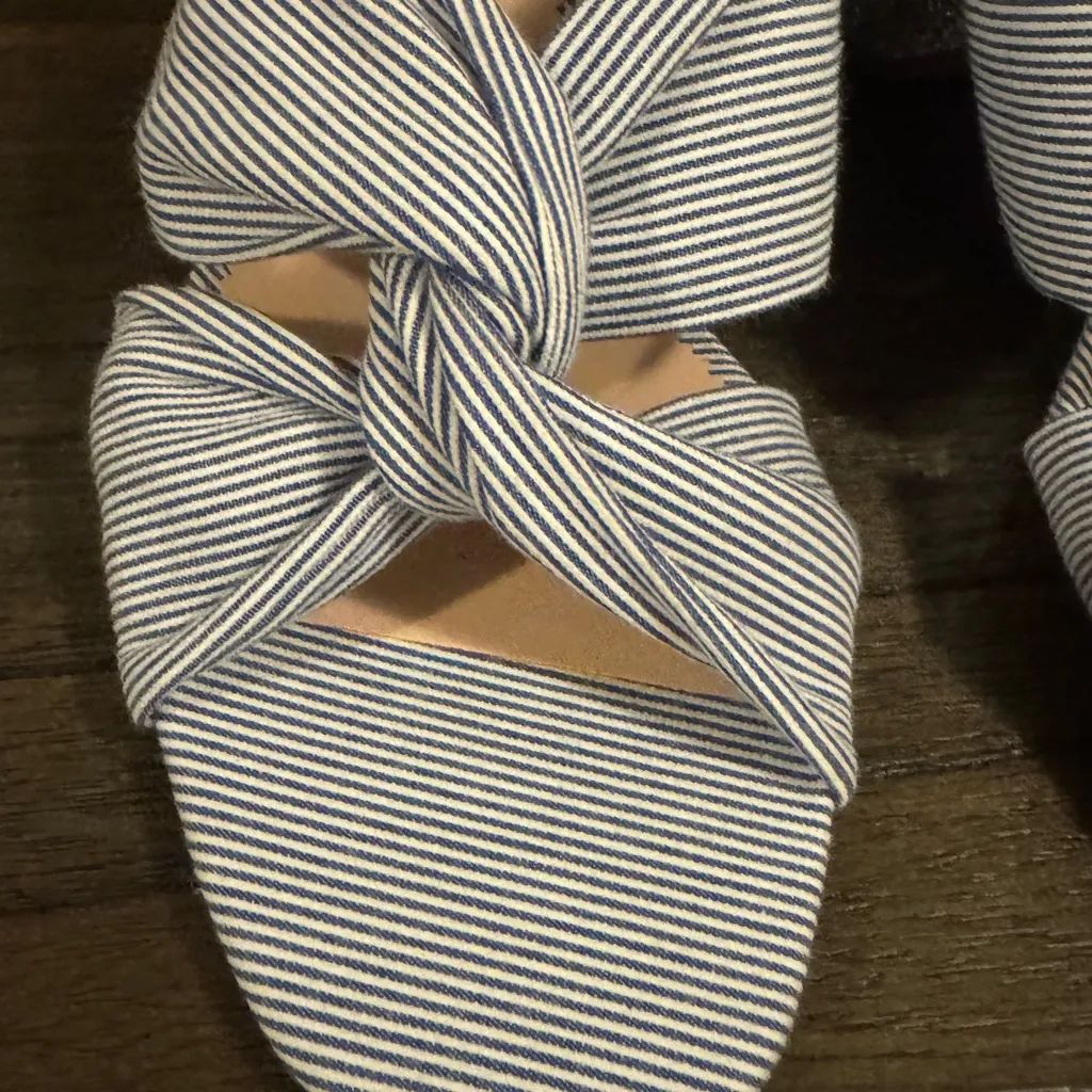 J. Crew Women's seersucker Knotted Sandals - glitter block heel - Image 4