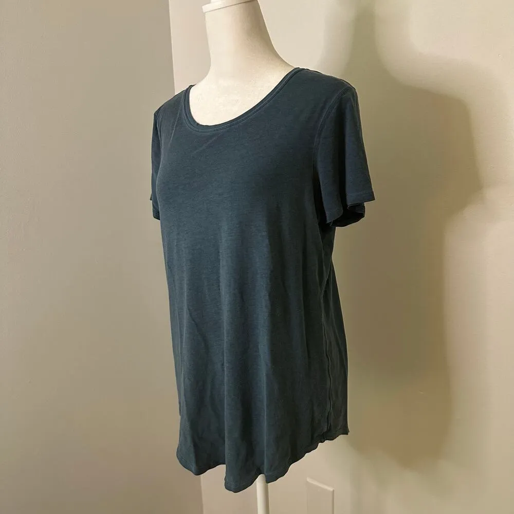 Lululemon dark teal short sleeve t-shirt size 6 - Image 3