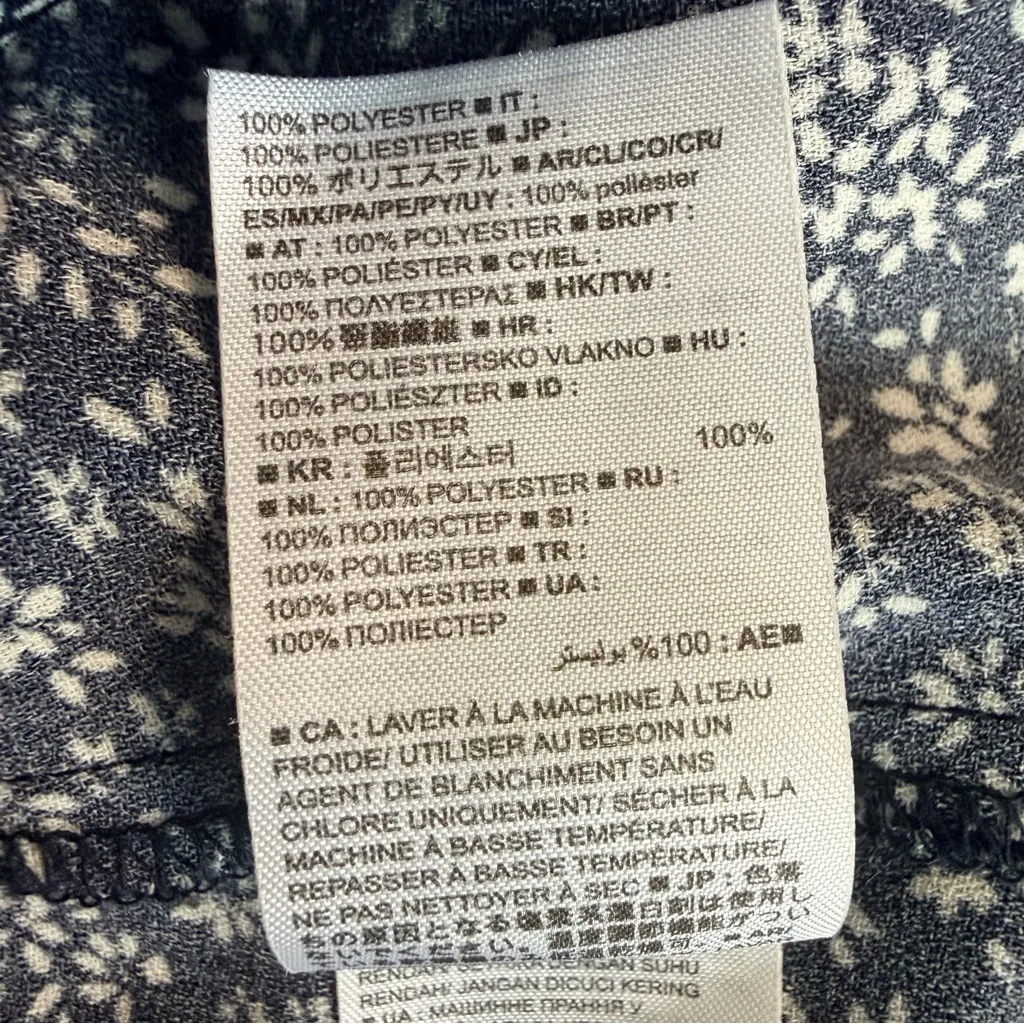 GAP Women’s Navy Floral Halter Romper with pockets size XL - Image 15