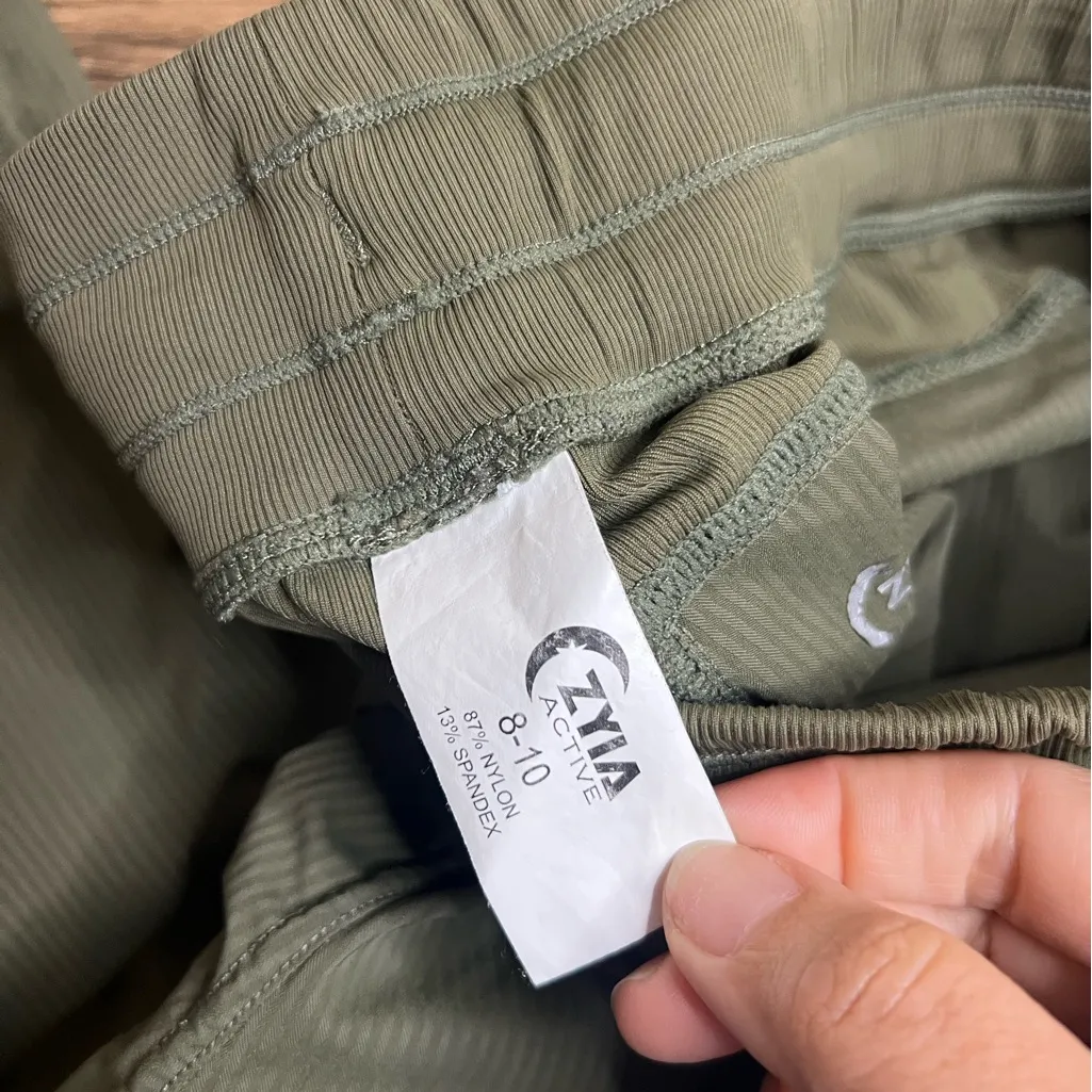 Zyia Active Olive Green Joggers Women’s Size 8–10 Nylon Size M - Image 2