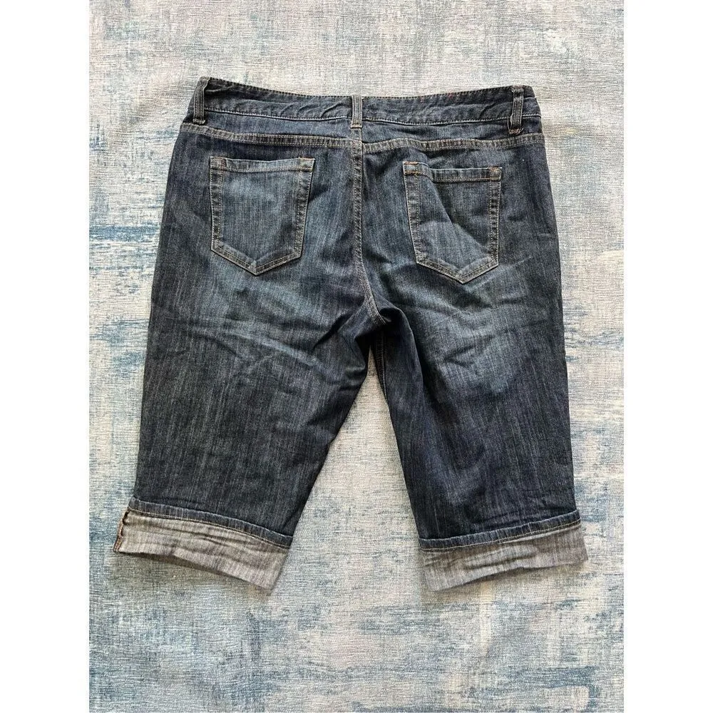 Mossimo Supply Co Cuffed Faded Mid Length Denim Shorts Size13 Blue Size undefined - Image 2