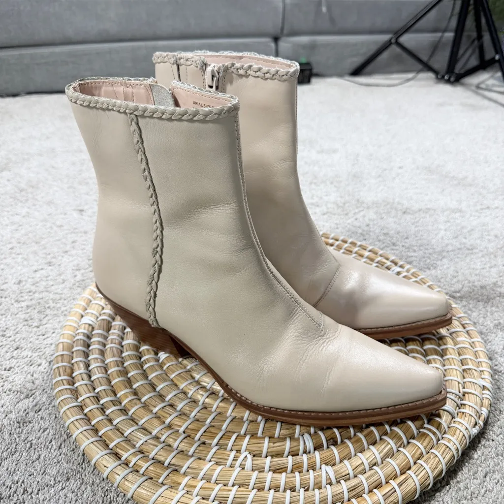 Coconuts by Matisse Arial Ankle Boots Booties Pointed-Toe Block Heeled Ivory 8 - Image 2