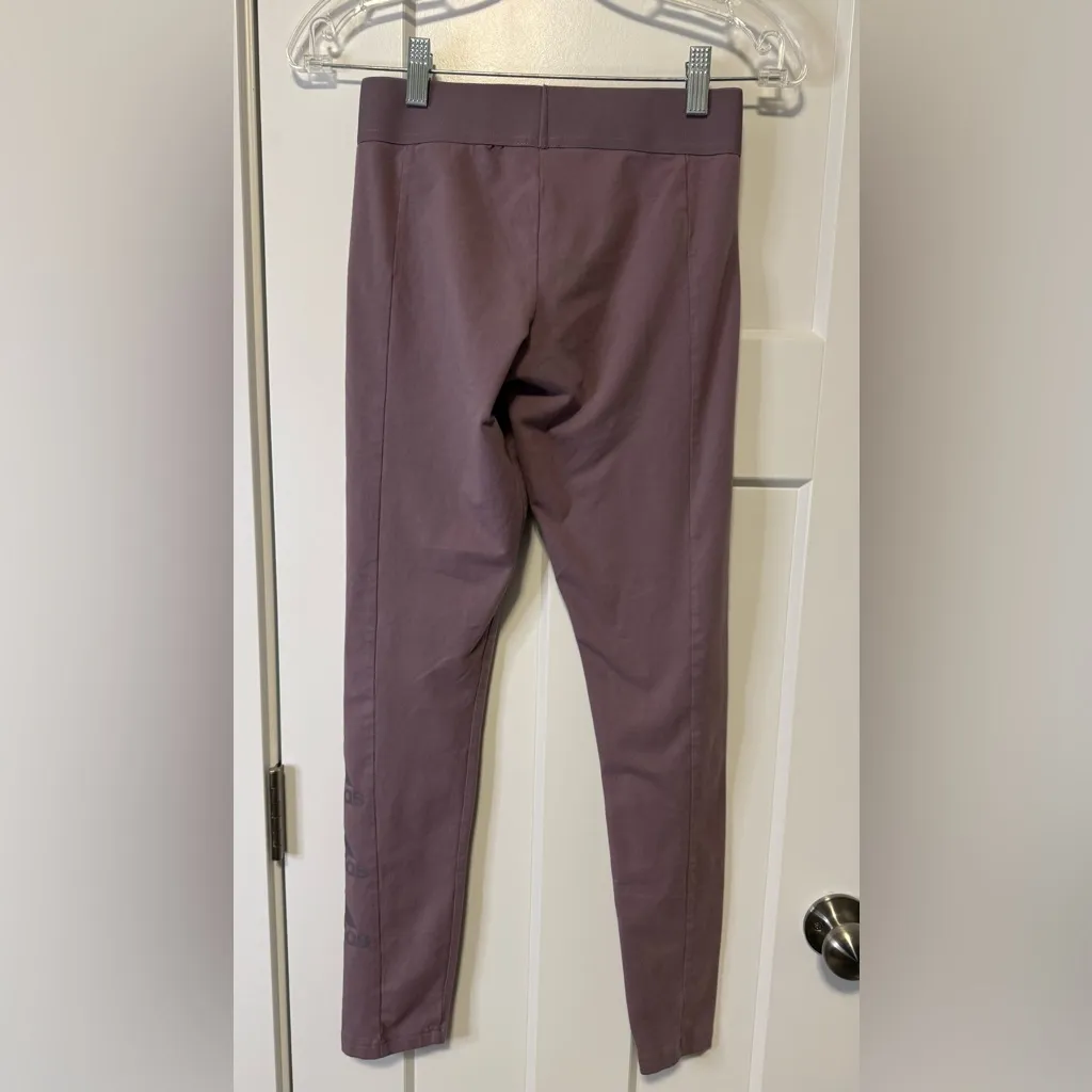 Adidas Stacked Logo Mid Rise Leggings in Size Small - Image 10