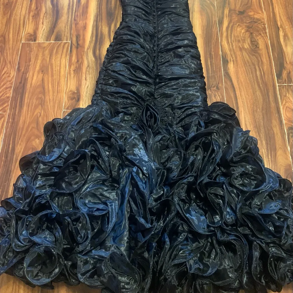 Vintage Fit & Ruffled Mermaid Flamenco 2 Piece Formal Prom Dress. 2798 - Image 9