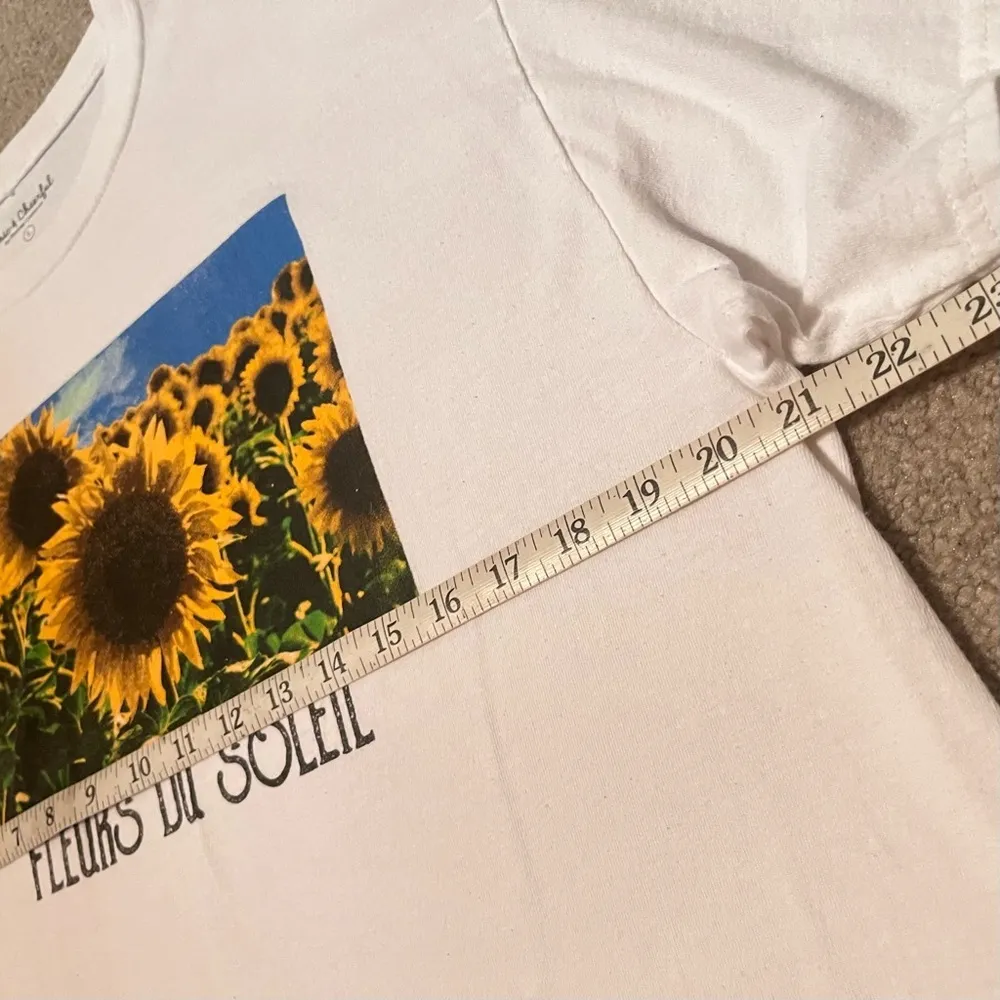 Juniors “Fleurs Du Soleil” White Short Sleeve Graphic Sunflower T - Image 7