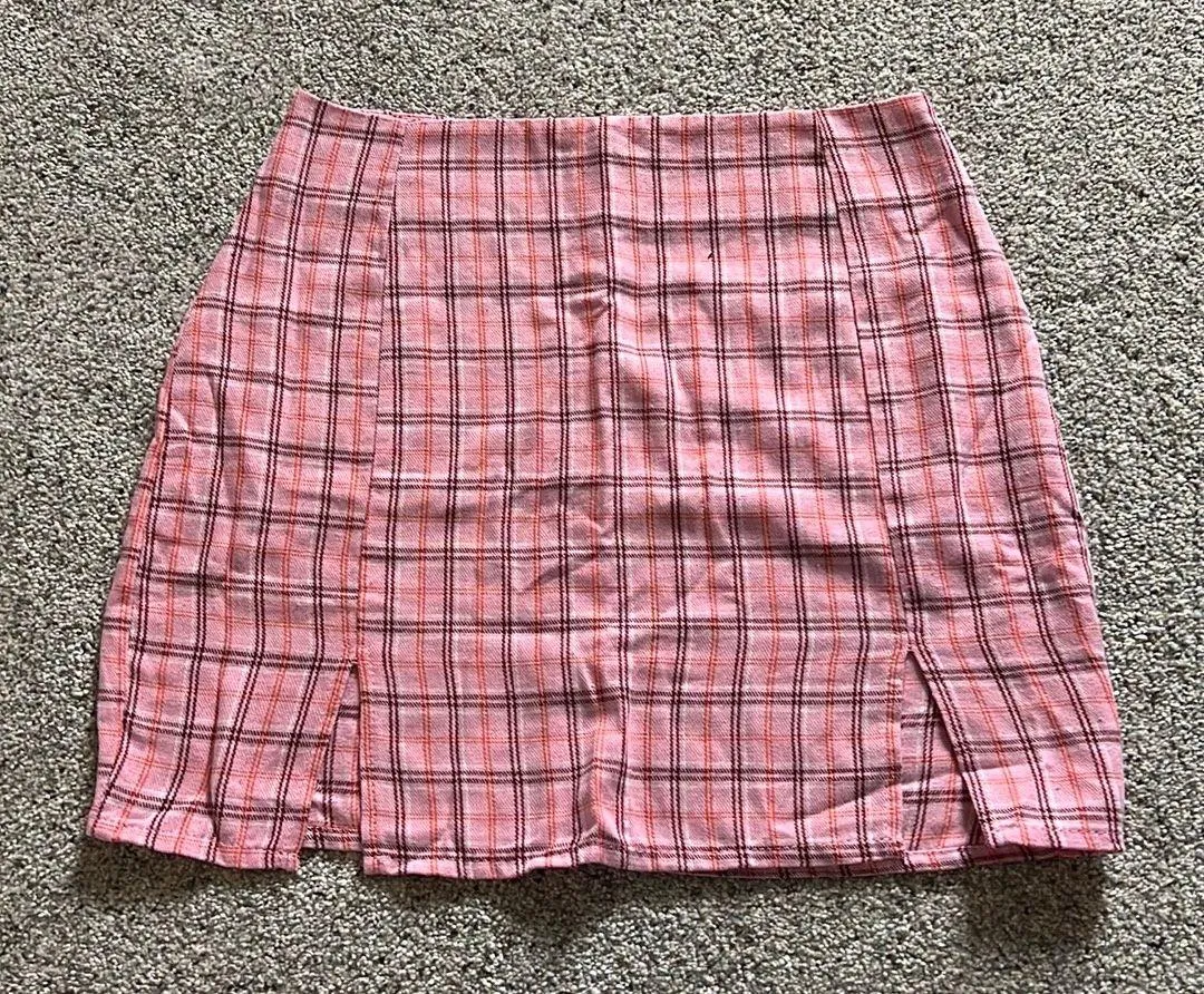 Plaid Pink Skirt - Image 4