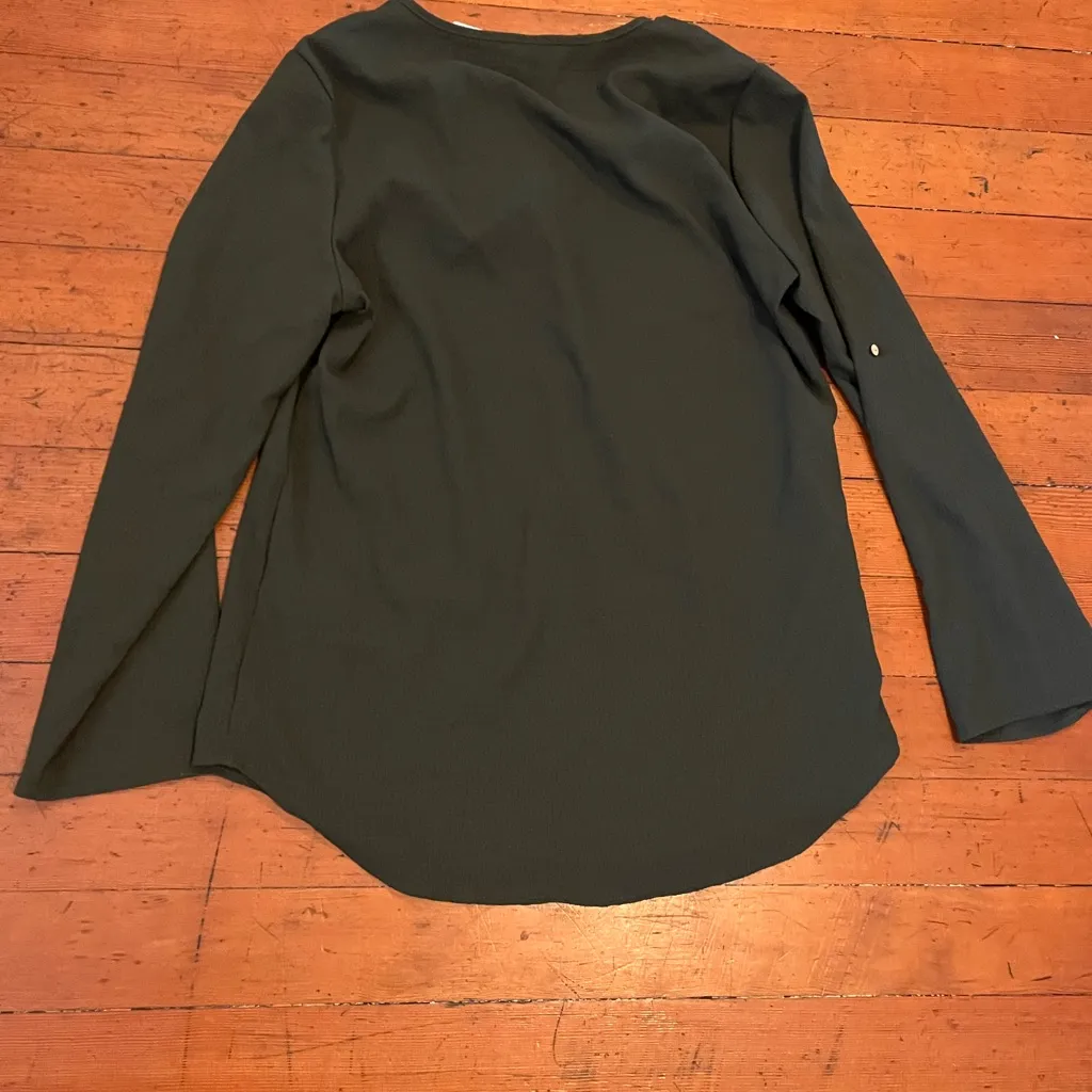 Chic Forest Green V - Image 5