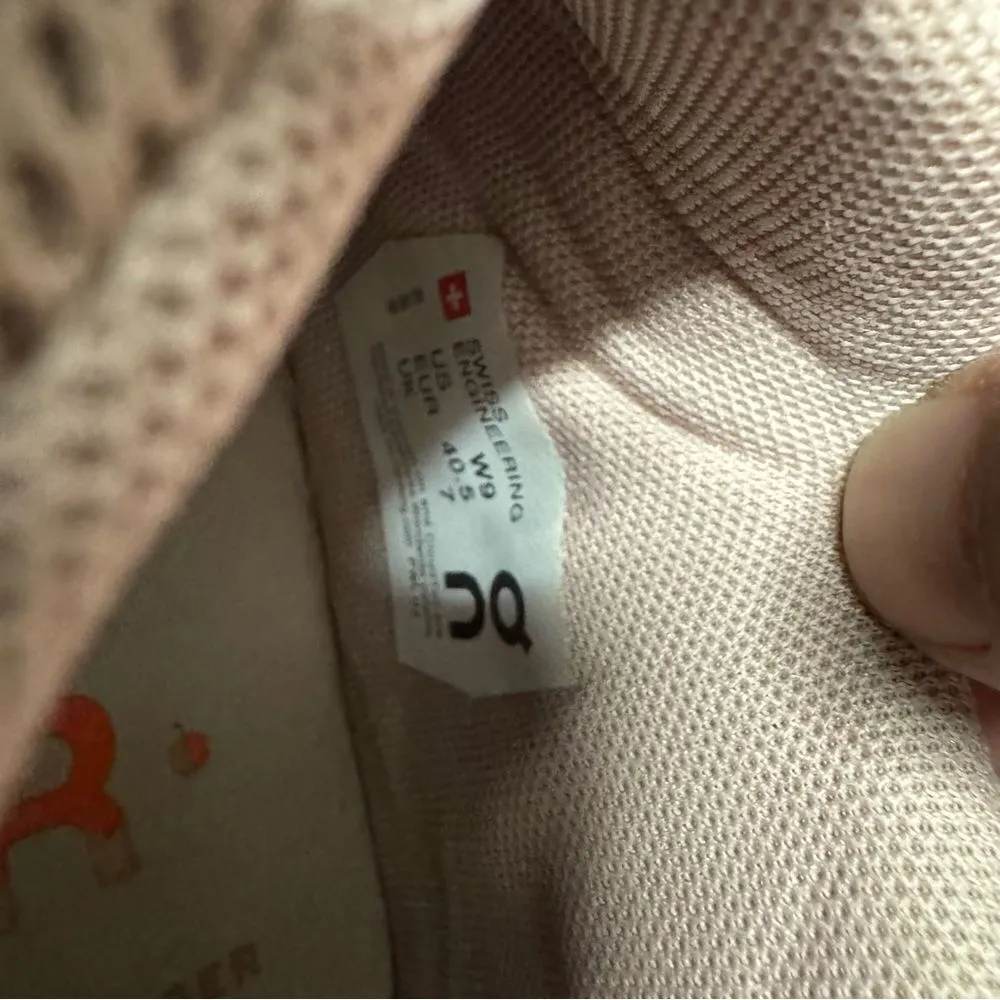 On Cloud the Roger Athletic Sneaker Pink Suede Pink Size 9 - Image 6