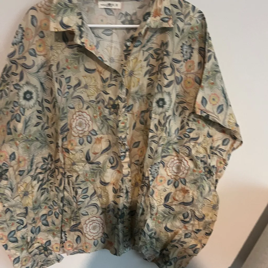 Natural Life OS button down top - Image 2