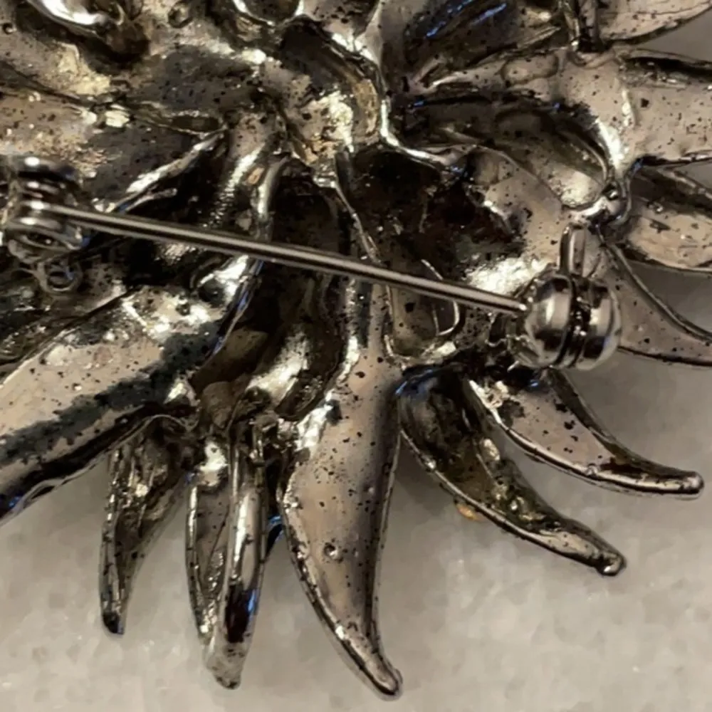 Unbranded Starburst Rhinestone Black Diamond look brooch fashion jewelry Silver - Image 5