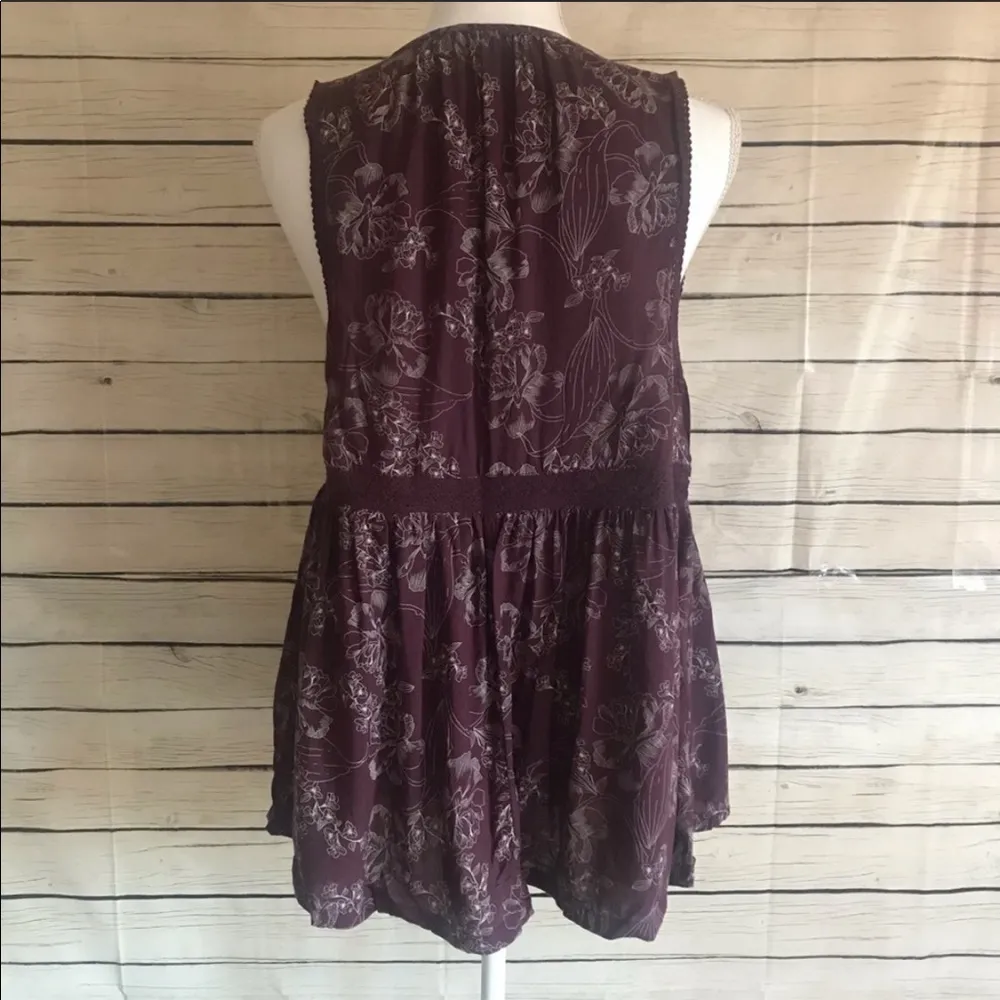 Melrose And Market Sleeveless Peasant Top - Image 2