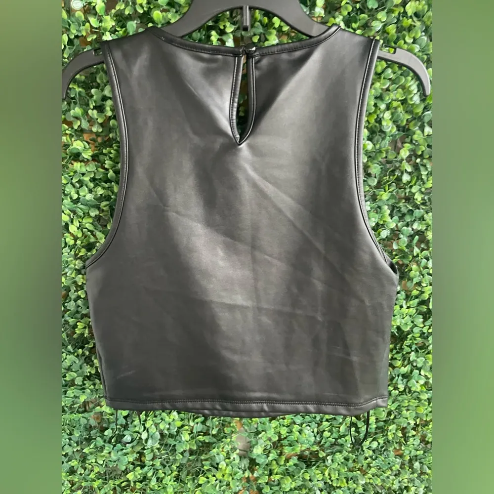 Olive and Oak - Vegan Leather Sleeveless Black Top - Slight Crop - NWT - Image 3