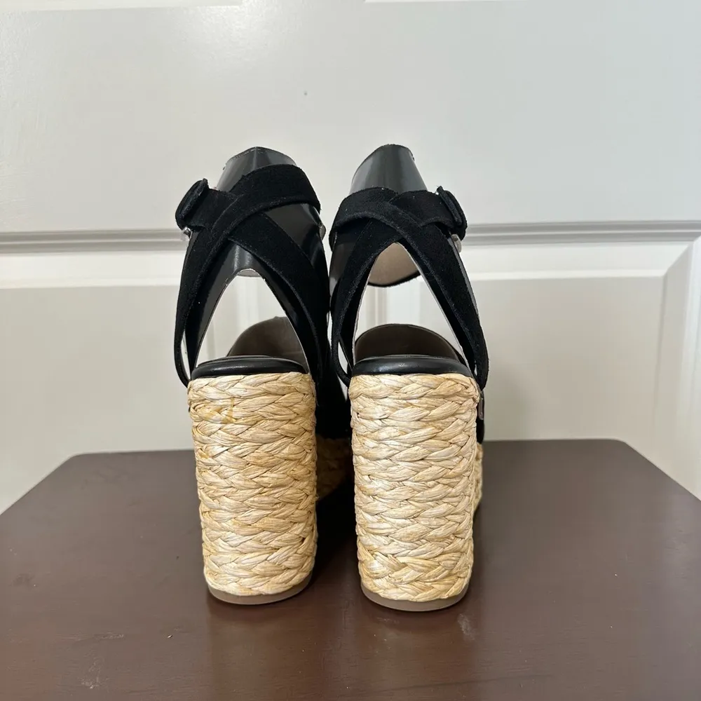 Marc Fisher Nelly Espadrille Ankle Strap Wedge Sandal in a size 9.5 - Image 3