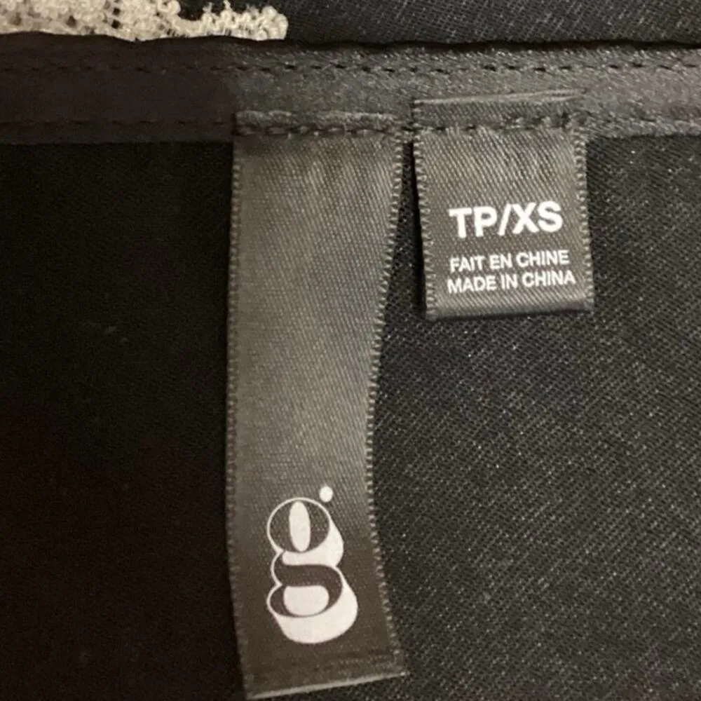 Garage Women Black V-Neck Adjustable Spaghetti Strap Satin Lace Cami Tank Top XS - Image 3