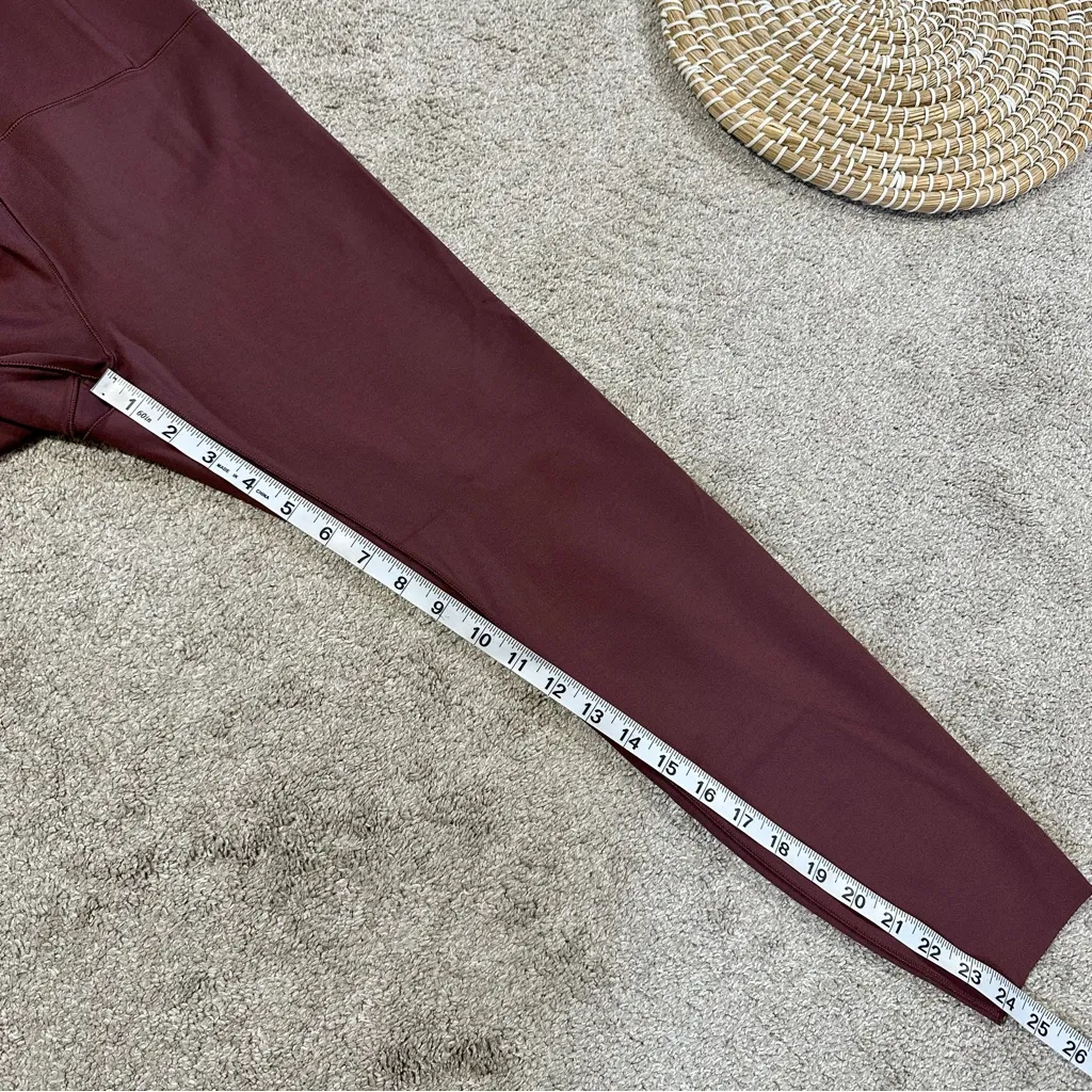 Vuori Women’s Evolve Uplift Leggings 24.5” High Waisted in Fig Maroon Size XS - Image 15