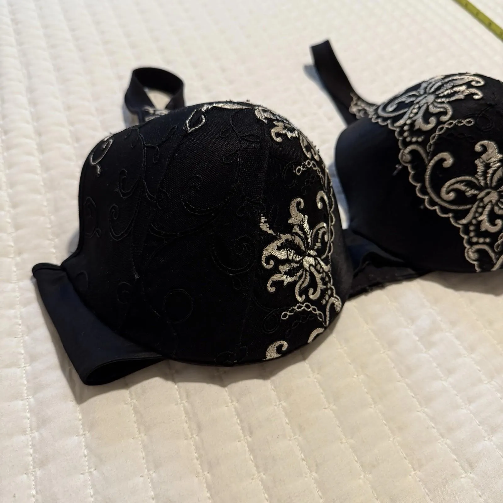 Bali Lined Light Boost Pad Black With Lace 40D Style 3468 Underwire Size undefined - Image 11