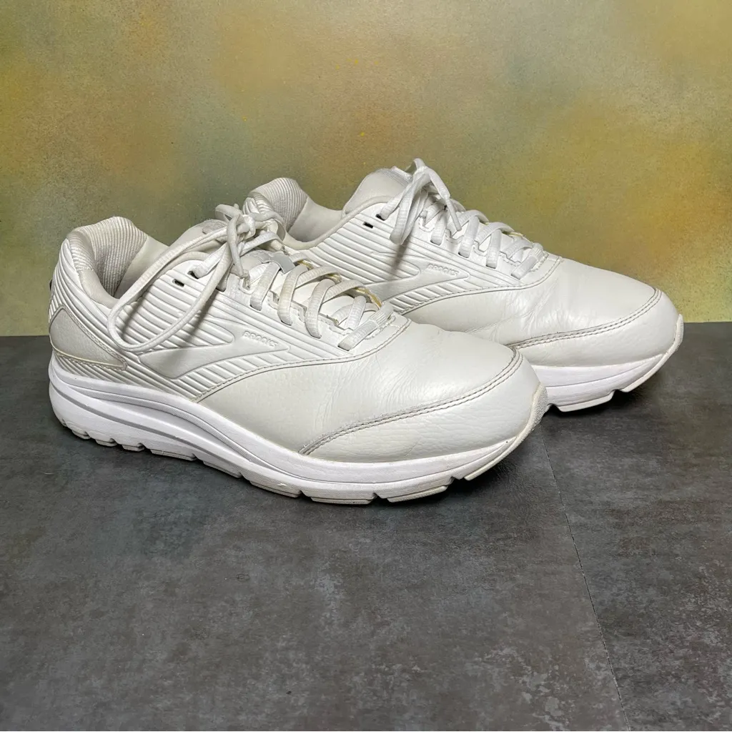 Brooks Addiction Walker 2 Women's Wide Sneakers White Size 9.5D - Image 3