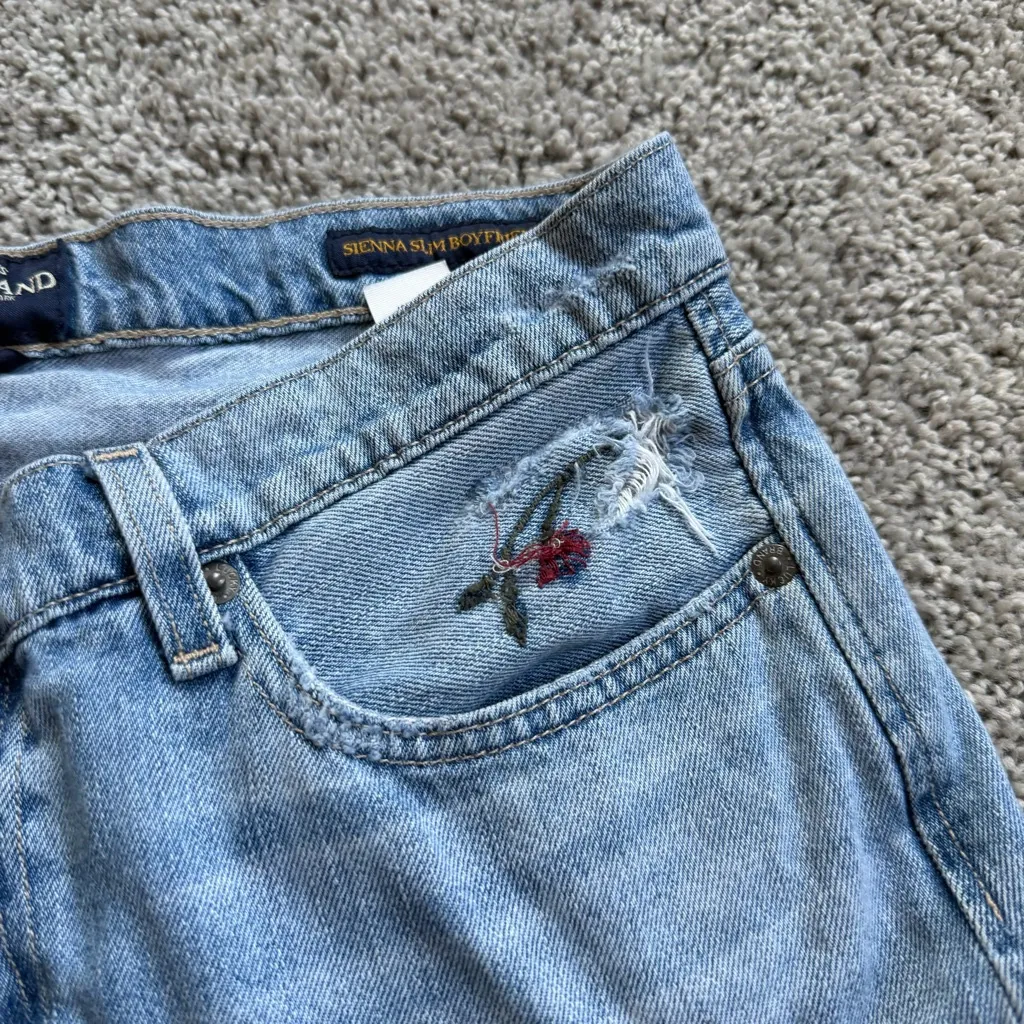 Lucky Brand Sienna Slim Boyfriend Embroidered Jeans Size 6/28 FLAWS - Image 7