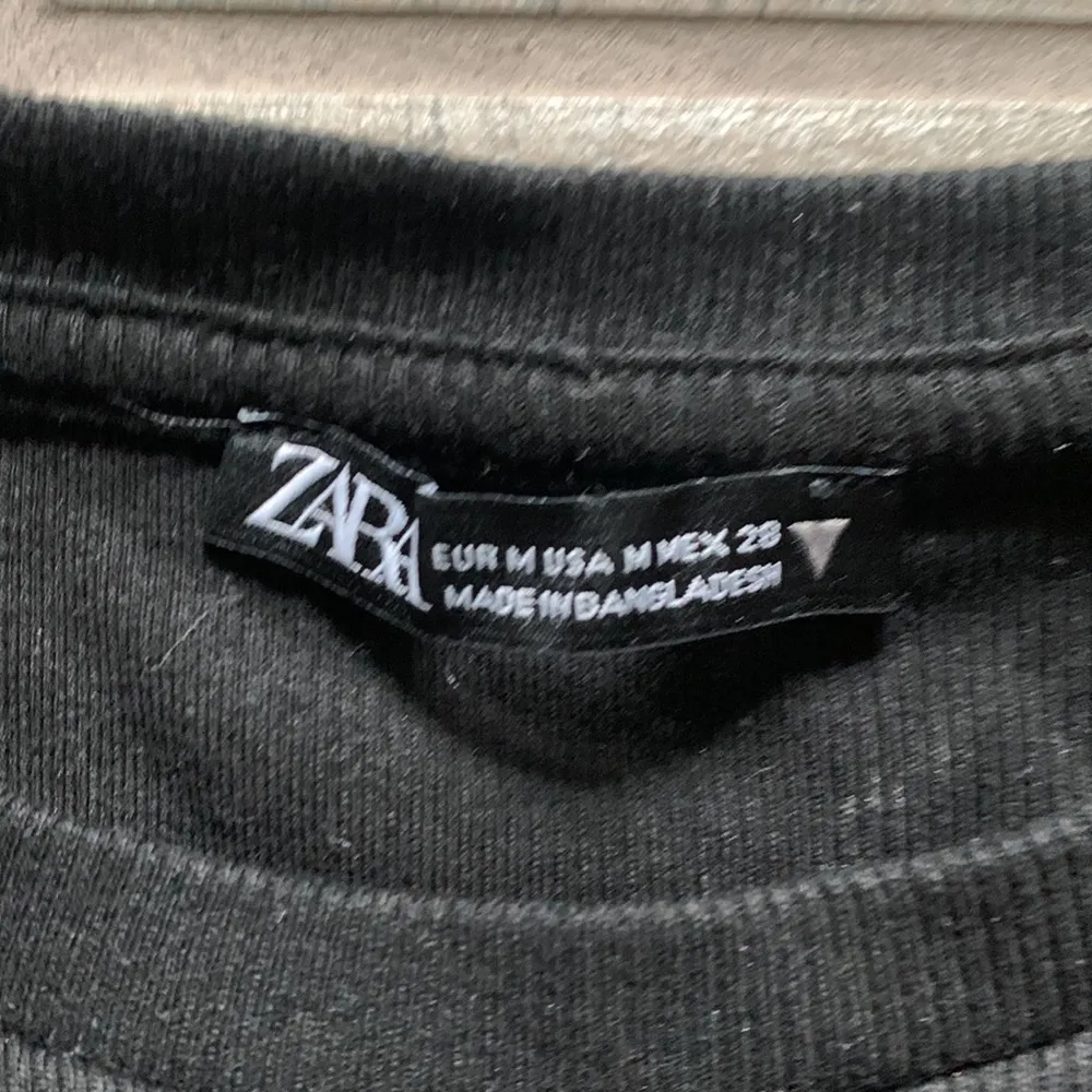 Zara ribbed short sleeve black dress - Image 4