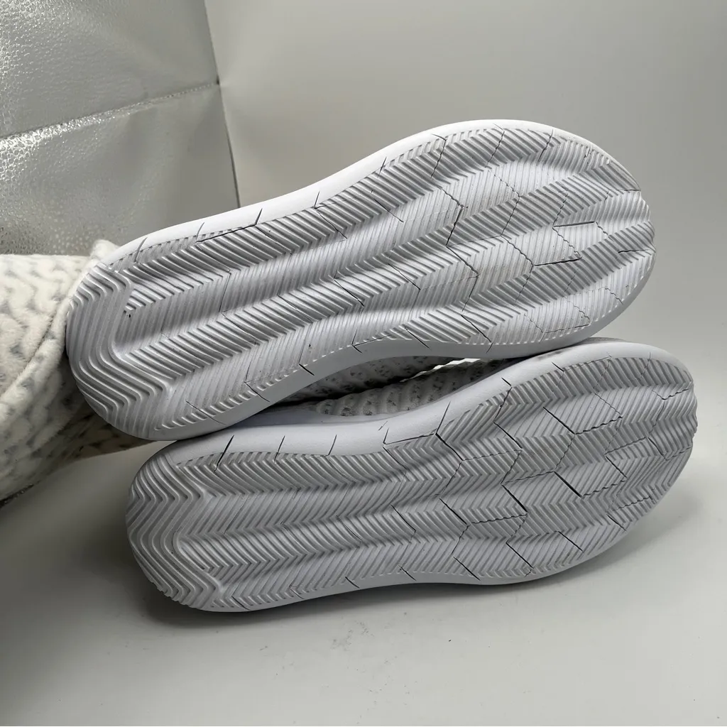 Propet Womens Sneakers Size 7 Travel Kind White Casual Slip On Shoes - Image 9