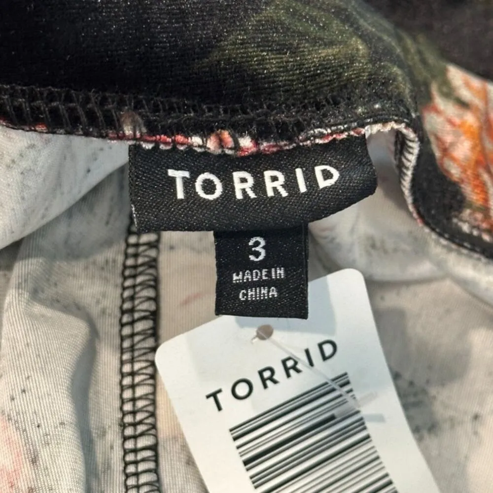 TORRID | NWT | 3X | Floral Print Velvet Off Shoulder Bell Sleeve Top Blouse - Image 4