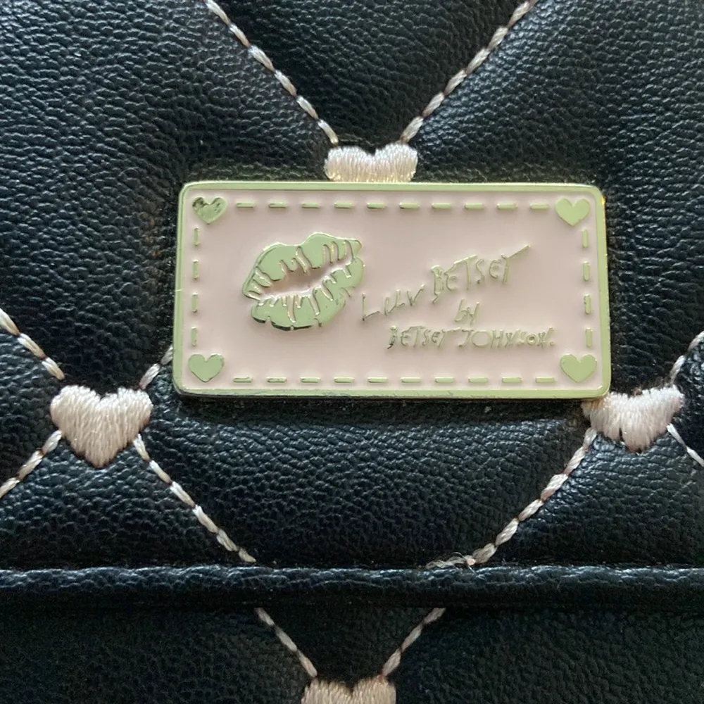 Betsy Johnson /shoulder bag NWOT - Image 3