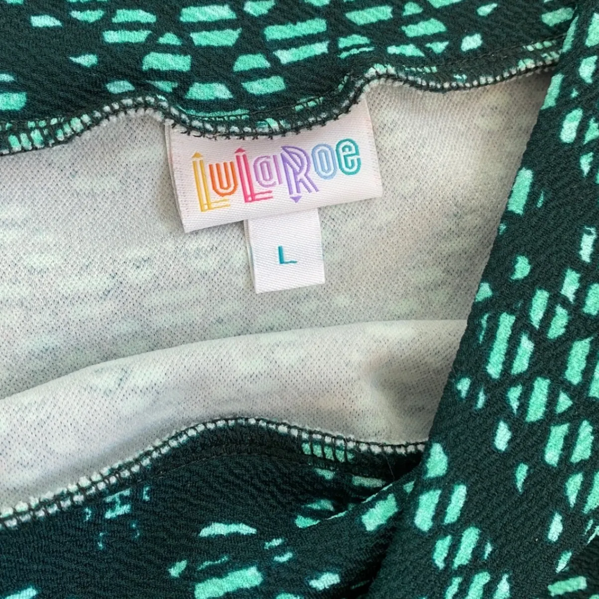 LuLaRoe Pencil Skirt Black Mint Geometric Print Stretch Knit Womens Size L - Image 4