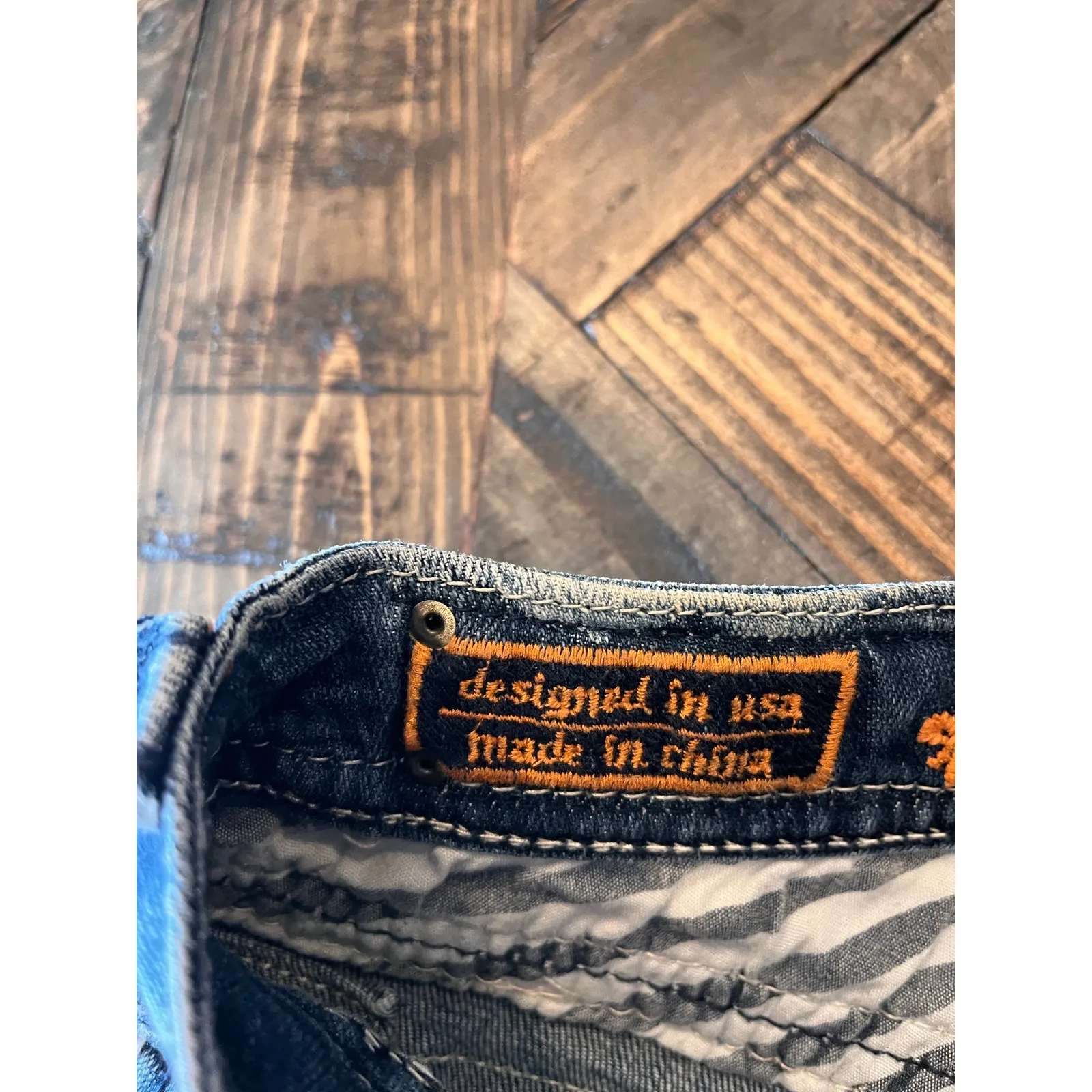 Rock Revival Wendy Capri Jeans Women 28 Embellished Y2K Western Cowgirl Aztec - Image 15