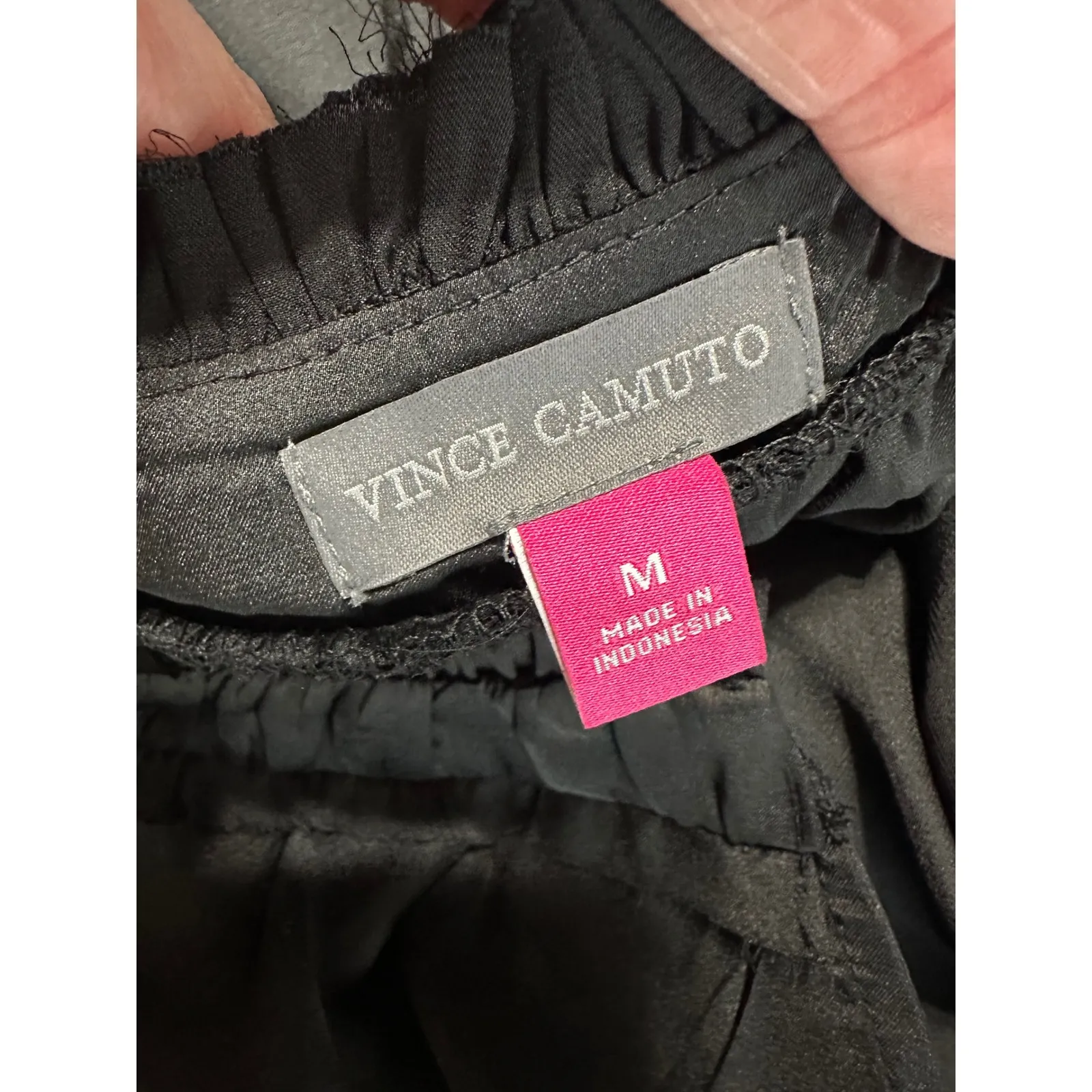 Vince Camuto Elegant Mix Rich Black Ruffle V Neck Long Sleeve Blouse Top M - Image 5