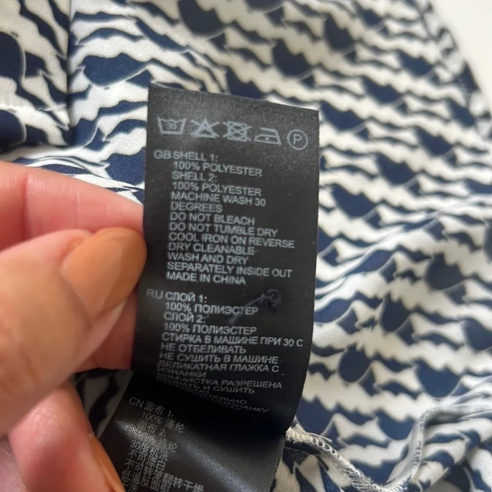 Reiss  Livvy Diamond Printed Button Down Shirt - Image 9