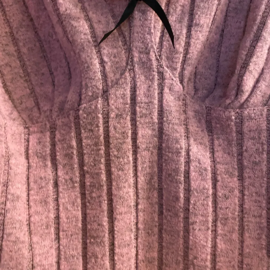 Womens Crop Tank Top Ribbed Pink Gray Black XL Bust 40” 42” Ruffled Bottom - Image 2