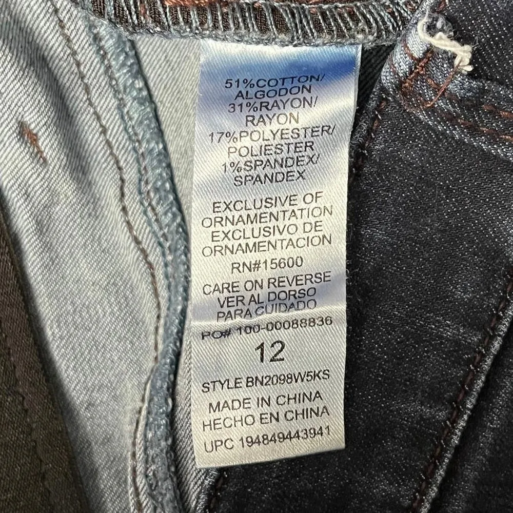 Democracy “Ab” Technology Cropped Skinny Jeans Dark Blue Size 12 - Image 4