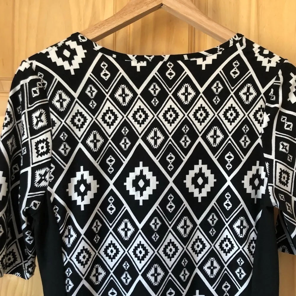 Rue21 Southwestern Aztec tribal print scoop neck bodycon dress size L - Image 6