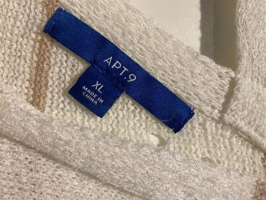 Apt. 9 Top - Image 4