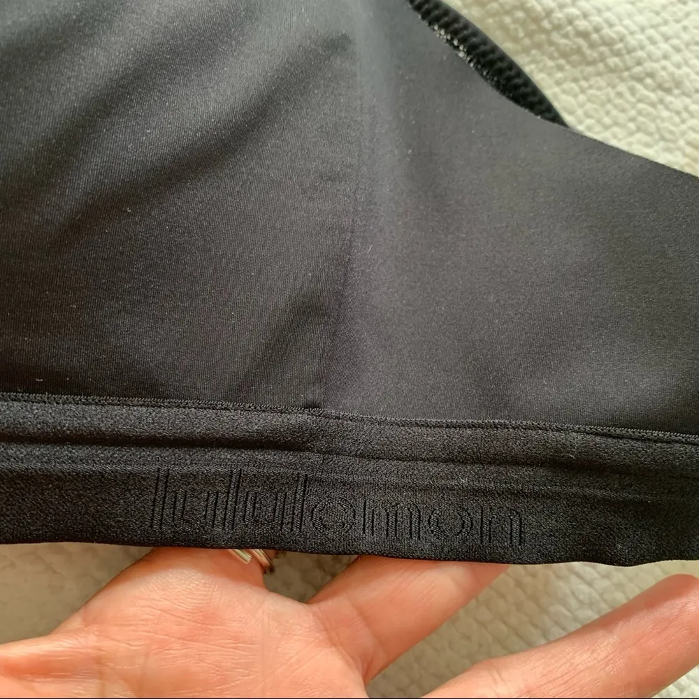 Lululemons Sportbra - Image 5