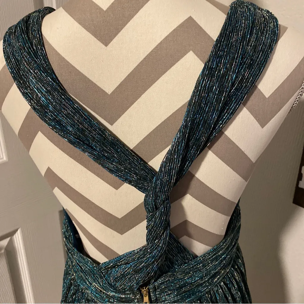 Lulu’s Ailey women’s twist back Elegant Teal Sleeveless Dress size L - Image 6