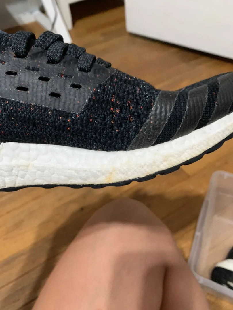 Adidas Ultraboosts - Image 10