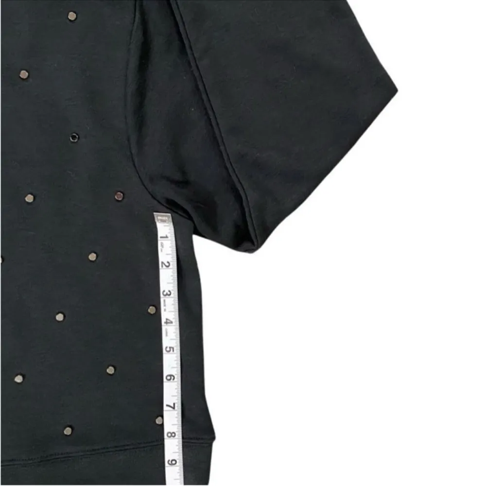 inTu Grey & Silver Metal Studded Cropped Crewneck Long Sleeve Sweatshirt Large Gray - Image 14