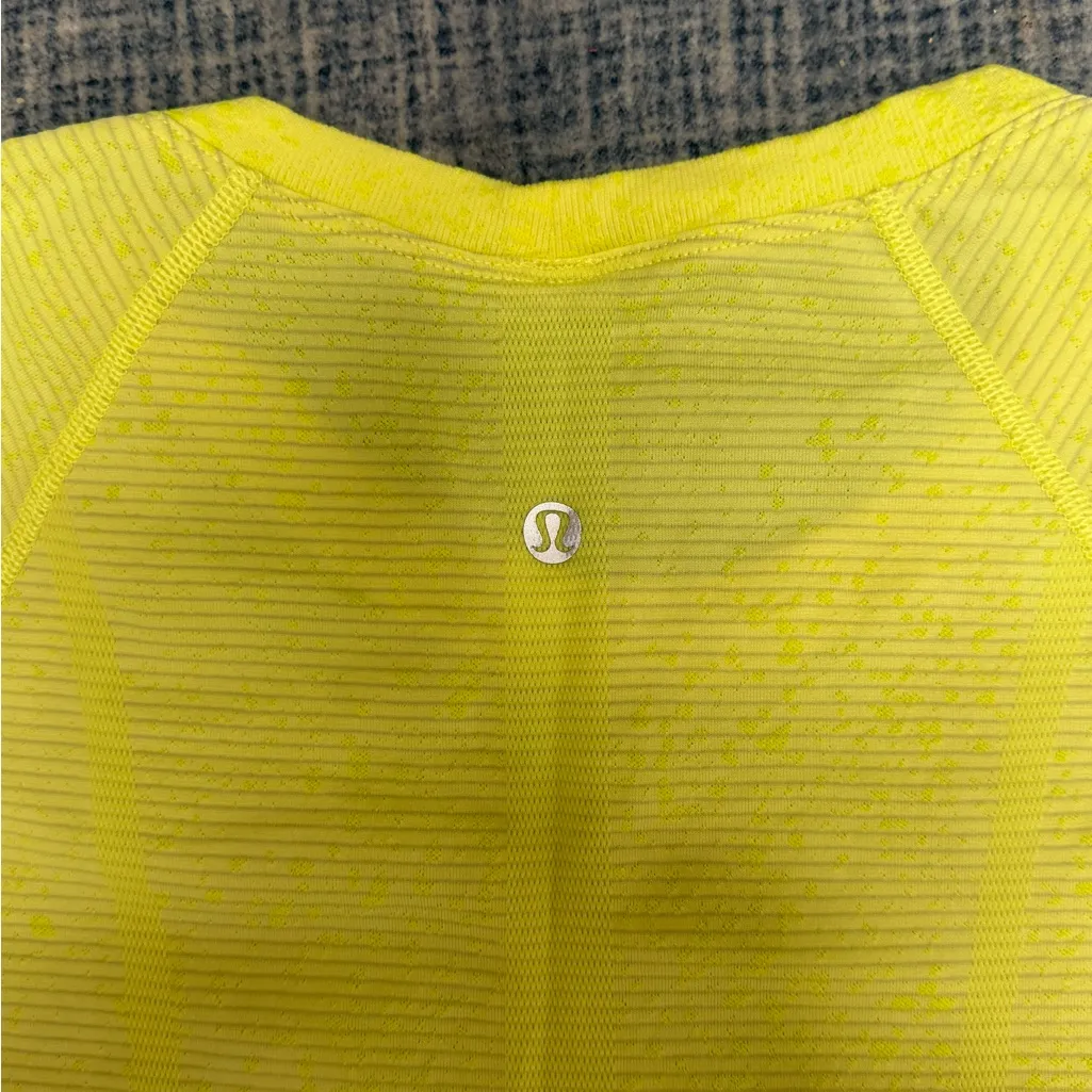 Lululemon Go Ahead, get Sweaty Swiftly Tech - Size 8 - Image 6