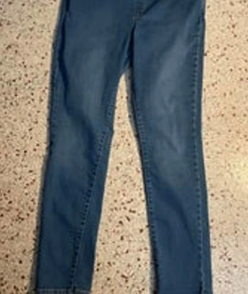 Levi’s women leggings size 12 - Image 2