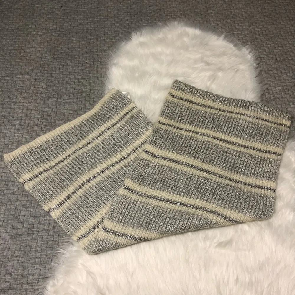 H&M  Knit Wrap Long Scarf - Image 2