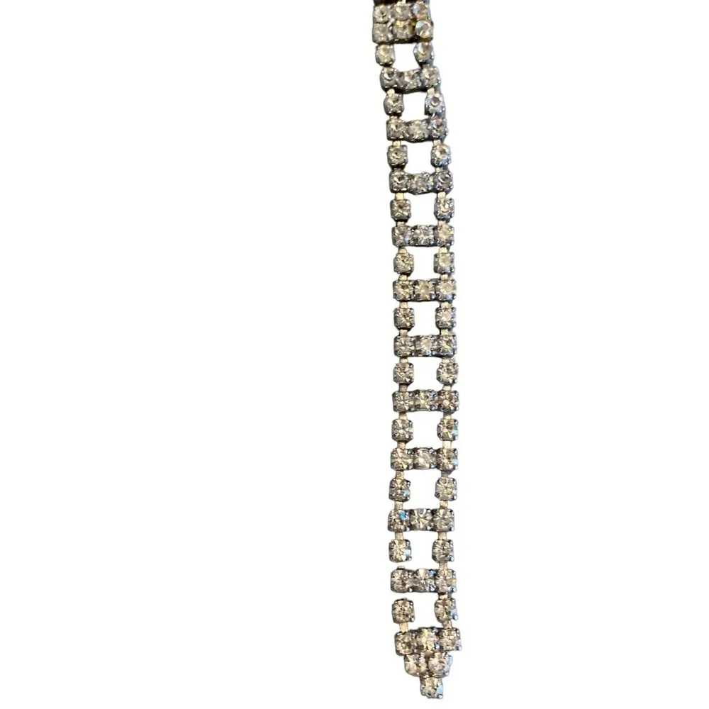 VINTAGE SILVER TONE SPARKLING PRONG SET RHINESTONE BLING BELT 32" x 1/2" - Image 8